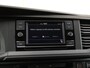 Volkswagen Transporter 2.0 TDI 110 pk L2H1 Business | Airco | Cruise control | Navigatie via App connect | Bijrijdersbank | RVS sidebars | Trekhaak | Betimmering |