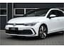 Volkswagen Golf 1.4 eHybrid GTE 245 PK / PANO / ACC / LANE ASSIST / DCC / CLIMA / STOELVERWARMING / 18"