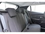 Peugeot e-2008 EV Active Pack 50 kWh | Cruise control | Stoelverwarming | Parkeersensoren | Navigatie | Airco | Apple carplay/Android auto | Verkeersborddetectie | Hill-hold