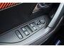 Peugeot e-2008 EV Active Pack 50 kWh | Cruise control | Stoelverwarming | Parkeersensoren | Navigatie | Airco | Apple carplay/Android auto | Verkeersborddetectie | Hill-hold