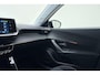 Peugeot e-2008 EV Active Pack 50 kWh | Cruise control | Stoelverwarming | Parkeersensoren | Navigatie | Airco | Apple carplay/Android auto | Verkeersborddetectie | Hill-hold