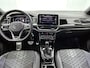 Volkswagen T-Roc 1.5 TSI R-Line | 150 PK | Automaat | Parkeercamera |  Adaptive Cruise Control | Navigatie | Apple Carplay / Android Auto |