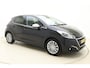 Peugeot 208 1.2 PureTech Allure Trekhaak l Climate Control l Cruise Control l Apple Carplay/Android Auto l Camera l Bluetooth l DAB l Lichtmetalen Velgen l LED l