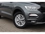 Volkswagen T-Roc 1.5 TSI Style | Trekhaak | Camera | ACC |