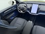 Volvo EX30 Extended Range Plus 69 kWh / Stoel/- en stuurverwarming / Harman & Kardon audio / Elektrische achterklep / 19 inch / Getint glas /