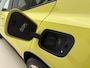 Volvo EX30 Extended Range Plus 69 kWh / Stoel/- en stuurverwarming / Harman & Kardon audio / Elektrische achterklep / 19 inch / Getint glas /