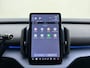 Volvo EX30 Extended Range Plus 69 kWh / Stoel/- en stuurverwarming / Harman & Kardon audio / Elektrische achterklep / 19 inch / Getint glas /