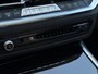 BMW 3-Serie Touring 320e Sport Line PHEV // Panorama Dak // Navi // LED // Cruise // PDC