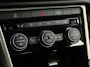 Volkswagen T-Roc 1.0 TSI Style // Dealeronderhouden // 4-Seizoensbanden // CarPlay // PDC