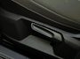 Volkswagen T-Roc 1.0 TSI Style // Dealeronderhouden // 4-Seizoensbanden // CarPlay // PDC