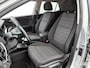 Kia Stonic 1.0 T-GDi MHEV DynamicLine | 1e-EIG. | LMV | ECC | Navi | Two-Tone | Cam | Stoel Verwarming | Apple Carplay/Android Auto | DAB |