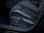 Volkswagen Golf Variant 1.5 eTSI R-Line Business+ | LED Matrix | Trekhaak wegklapbaar | Navi & App-connect | Camera | 3-zone Clima