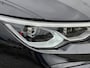Volkswagen Golf Variant 1.5 eTSI R-Line Business+ | LED Matrix | Trekhaak wegklapbaar | Navi & App-connect | Camera |