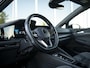 Volkswagen Golf Variant 1.5 eTSI R-Line Business+ | LED Matrix | Trekhaak wegklapbaar | Navi & App-connect | Camera | 3-zone Clima