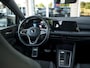 Volkswagen Golf Variant 1.5 eTSI R-Line Business+ | LED Matrix | Trekhaak wegklapbaar | Navi & App-connect | Camera | 3-zone Clima