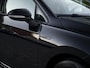 Volkswagen Golf Variant 1.5 eTSI R-Line Business+ | LED Matrix | Trekhaak wegklapbaar | Navi & App-connect | Camera | 3-zone Clima