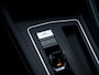 Volkswagen Golf Variant 1.5 eTSI R-Line Business+ | LED Matrix | Trekhaak wegklapbaar | Navi & App-connect | Camera | 3-zone Clima