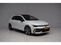 Volkswagen Golf 1.5 eHybrid GTE PANORAMADAK / HEAD-UP / 360CAMERA / LEER / TREKHAAK / SFEERVERLICHTING