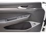 Volkswagen Golf 1.5 eHybrid GTE PANORAMADAK / HEAD-UP / 360CAMERA / LEER / TREKHAAK / SFEERVERLICHTING