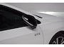 Volkswagen Golf 1.5 eHybrid GTE PANORAMADAK / HEAD-UP / 360CAMERA / LEER / TREKHAAK / SFEERVERLICHTING