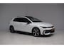 Volkswagen Golf 1.5 eHybrid GTE PANORAMADAK / HEAD-UP / 360CAMERA / LEER / TREKHAAK / SFEERVERLICHTING