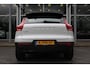 Volvo XC40 T4 211PK Automaat Recharge R-Design Expression | Adapt. Cruise | BLIS | Trekhaak | AppleCarplay | Keyless | PDC + Camera | Verw. Voorstoelen & Stuurwiel |