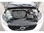 Volvo XC40 T4 211PK Automaat Recharge R-Design Expression | Adapt. Cruise | BLIS | Trekhaak | AppleCarplay | Keyless | PDC + Camera | Verw. Voorstoelen & Stuurwiel |