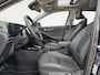 Kia Niro Hybrid 1.6 GDi DynamicPlusLine | Schuifdak | Stoel en stuurverwarming | Dodehoekdetectie | Head-up Display | Camera | verbruik 1 op 20!