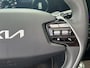 Kia Niro Hybrid 1.6 GDi DynamicPlusLine | Schuifdak | Stoel en stuurverwarming | Dodehoekdetectie | Head-up Display | Camera | verbruik 1 op 20!