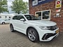 Volkswagen Tiguan 1.5 TSI R-LINE, Trekhaak, Eletrische A-klep, Stuur/stoel verwarming, ALL IN prijs!