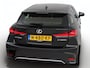 Lexus CT 200h Sport Edition | Dealer onderhouden | Rood Lederen bekleding | Climate Control | Cruise Control | Navigatie | Parkeersensoren Achter |