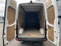 Mercedes-Benz Sprinter 316 CDI L2 H2 3500KG Trekhaak / Airco / Camera / Sidebars / 270 Graden achterdeuren
