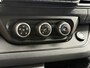 Renault Trafic 2.0 dCi 150 PK AUTOMAAT / L2H1 / 27.349 KM!! / TREKHAAK / IMPERIAAL / 3-ZITS / CAMERA / LED