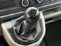 Volkswagen Transporter 2.0 TDI 150 PK / L2H1 / DUBBELE CABINE / TREKHAAK / 1e EIG. / AIRCO / CRUISE / ISOFIX / NAVI
