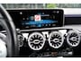 Mercedes-Benz A-klasse 220 AMG 2.0 190pk Trekhaak Camera Sfeerverlichting NL-auto