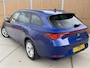 SEAT Leon Sportstourer 1.0 TSI Style Business Intense Stoel- en stuurverwarming | Digitale cockpit | Keyless entry | Elektrisch bedienbare achterklep | Apple CarPlay/Android Auto | Parkeersensoren voor en achter | Achteruitrijcamera