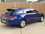 SEAT Leon Sportstourer 1.0 TSI Style Business Intense Stoel- en stuurverwarming | Digitale cockpit | Keyless entry | Elektrisch bedienbare achterklep | Apple CarPlay/Android Auto | Parkeersensoren voor en achter | Achteruitrijcamera