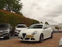 Alfa Romeo Giulietta 1.4 Turbo | Schaalstoelen | Sprint | 18" | Dyn.Clignoteurs | All Black!