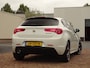 Alfa Romeo Giulietta 1.4 Turbo | Schaalstoelen | Sprint | 18" | Dyn.Clignoteurs | All Black!