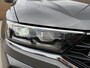 Volkswagen T-Roc 1.5 TSI Sport Business R-line Automaat | LED verlichting | Stoelverwarming | Achteruitrijcamera | Digitale cockpit | Apple CarPlay/Android Auto | Climate control | Cruise control adaptief | Parkeersensoren voor en achter