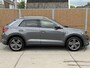 Volkswagen T-Roc 1.5 TSI Sport Business R-line Automaat | LED verlichting | Stoelverwarming | Achteruitrijcamera | Digitale cockpit | Apple CarPlay/Android Auto | Climate control | Cruise control adaptief | Parkeersensoren voor en achter