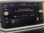 Volkswagen T-Roc 1.5 TSI Sport Business R-line Automaat | LED verlichting | Stoelverwarming | Achteruitrijcamera | Digitale cockpit | Apple CarPlay/Android Auto | Climate control | Cruise control adaptief | Parkeersensoren voor en achter