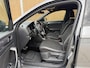 Volkswagen T-Roc 1.5 TSI Sport Business R-line Automaat | LED verlichting | Stoelverwarming | Achteruitrijcamera | Digitale cockpit | Apple CarPlay/Android Auto | Climate control | Cruise control adaptief | Parkeersensoren voor en achter