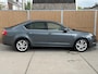 Skoda Octavia 1.0 TSI Greentech Business Edition Stoelverwarming | Half leer/stof | Climate control | Cruise control | Getint glas | DAB ontvanger | 17 inch lichtmetalen velgen | Navigatiesysteem | Apple CarPlay/Android Auto | Parkeersensoren achter