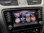 Skoda Octavia 1.0 TSI Greentech Business Edition Stoelverwarming | Half leer/stof | Climate control | Cruise control | Getint glas | DAB ontvanger | 17 inch lichtmetalen velgen | Navigatiesysteem | Apple CarPlay/Android Auto | Parkeersensoren achter