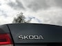 Skoda Octavia 1.0 TSI Greentech Business Edition Stoelverwarming | Half leer/stof | Climate control | Cruise control | Getint glas | DAB ontvanger | 17 inch lichtmetalen velgen | Navigatiesysteem | Apple CarPlay/Android Auto | Parkeersensoren achter