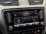 Skoda Octavia 1.0 TSI Greentech Business Edition Stoelverwarming | Half leer/stof | Climate control | Cruise control | Getint glas | DAB ontvanger | 17 inch lichtmetalen velgen | Navigatiesysteem | Apple CarPlay/Android Auto | Parkeersensoren achter