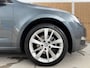 Skoda Octavia 1.0 TSI Greentech Business Edition Stoelverwarming | Half leer/stof | Climate control | Cruise control | Getint glas | DAB ontvanger | 17 inch lichtmetalen velgen | Navigatiesysteem | Apple CarPlay/Android Auto | Parkeersensoren achter