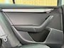 Skoda Octavia 1.0 TSI Greentech Business Edition Stoelverwarming | Half leer/stof | Climate control | Cruise control | Getint glas | DAB ontvanger | 17 inch lichtmetalen velgen | Navigatiesysteem | Apple CarPlay/Android Auto | Parkeersensoren achter