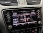 Skoda Octavia 1.0 TSI Greentech Business Edition Stoelverwarming | Half leer/stof | Climate control | Cruise control | Getint glas | DAB ontvanger | 17 inch lichtmetalen velgen | Navigatiesysteem | Apple CarPlay/Android Auto | Parkeersensoren achter